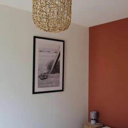 Holiday home Sous Les Pins Avec Et Acces Prive A La Saint-Hilaire-de-Riez